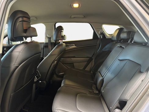 Certified 2023 Kia Sportage EX image 24