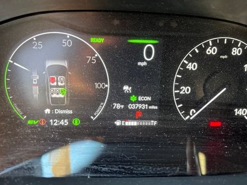 Used 2023 Honda CR-V Sport Touring image 2