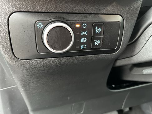 Used 2025 Ford Escape ST-Line AWD/4WD image 18