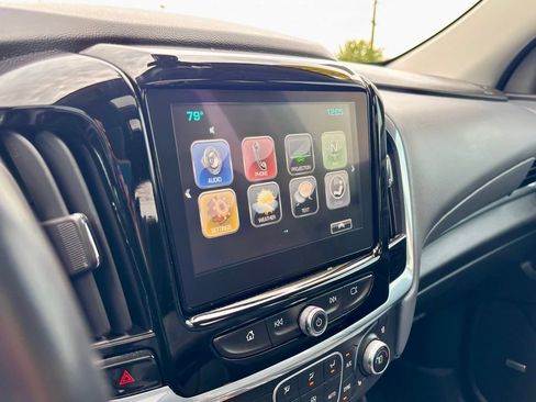 Used 2019 Chevrolet Traverse Premier w/ Driver Confidence II Package FWD image 34