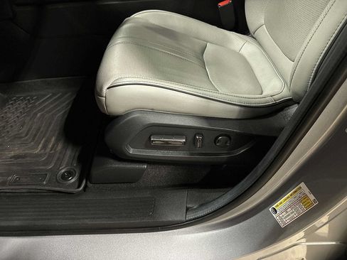 Used 2024 Honda Pilot Elite image 25