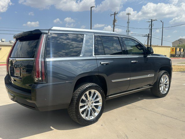 Used 2020 Cadillac Escalade Premium Luxury AWD/4WD image 5