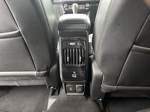 Used 2022 Jeep Compass Altitude w/ Convenience Group image 34