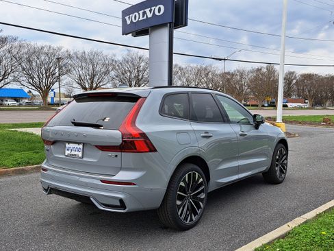 New 2026 Volvo XC60 B5 Ultra w/ Protection Package Premier image 3