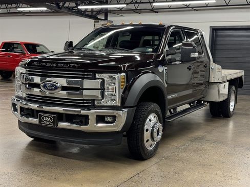 Used 2018 Ford F550 4x4 Crew Cab Super Duty image 5