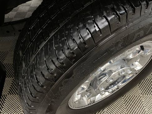 Used 2014 Ford F250 XLT w/ XLT Premium Package AWD/4WD image 48