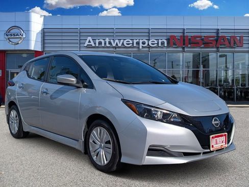 Certified 2023 Nissan Leaf S image 1