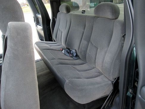 Used 2003 Chevrolet Silverado 1500 LS AWD/4WD image 29