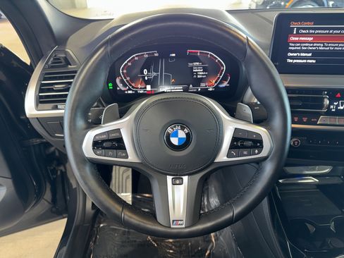 Used 2025 BMW X4 xDrive30i image 21