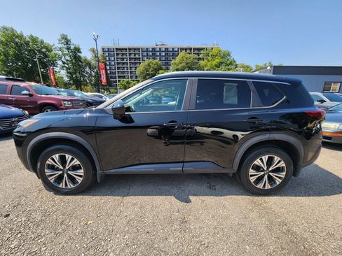 Certified 2023 Nissan Rogue SV w/ SV Premium B Package AWD/4WD image 5