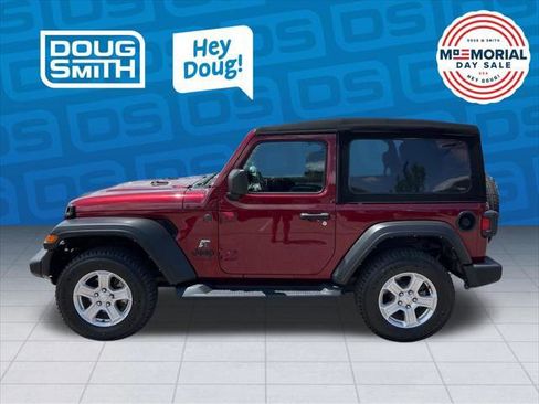 Certified 2022 Jeep Wrangler Sport AWD/4WD image 2