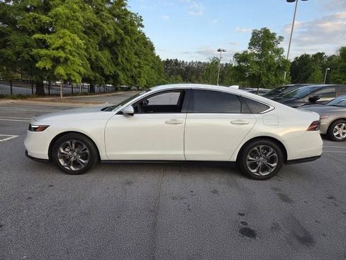 Used 2024 Honda Accord EX image 3