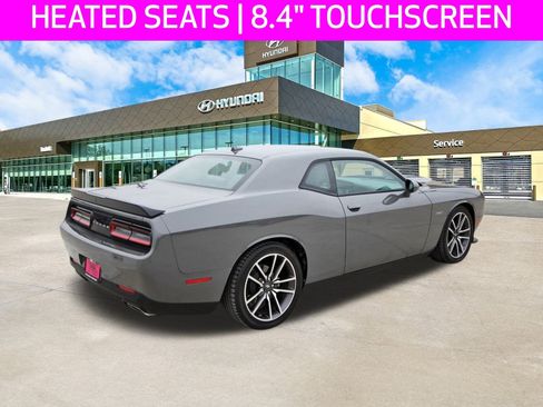 Used 2023 Dodge Challenger R/T w/ Plus Package image 5