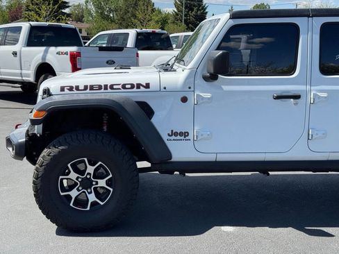 Used 2022 Jeep Gladiator Rubicon w/ LED Lighting Group AWD/4WD image 4
