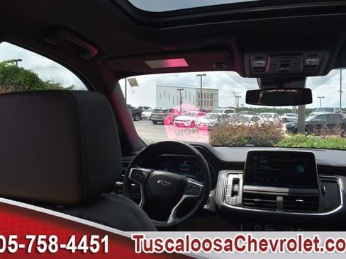 Certified 2023 Chevrolet Tahoe Z71 w/ Luxury Package AWD/4WD image 32