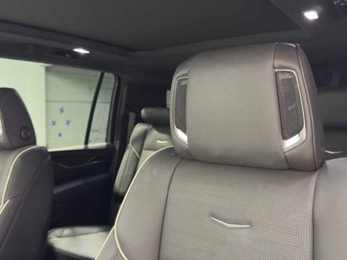Used 2023 Cadillac Escalade ESV Premium Luxury w/ Performance Package RWD image 23