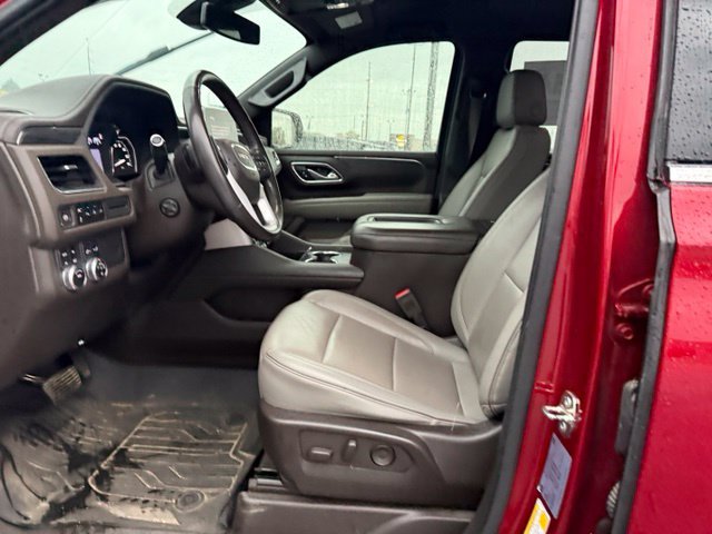 Used 2021 GMC Yukon SLT w/ SLT Luxury Package AWD/4WD image 2
