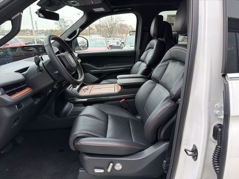 New 2025 Lincoln Navigator Black Label image 15