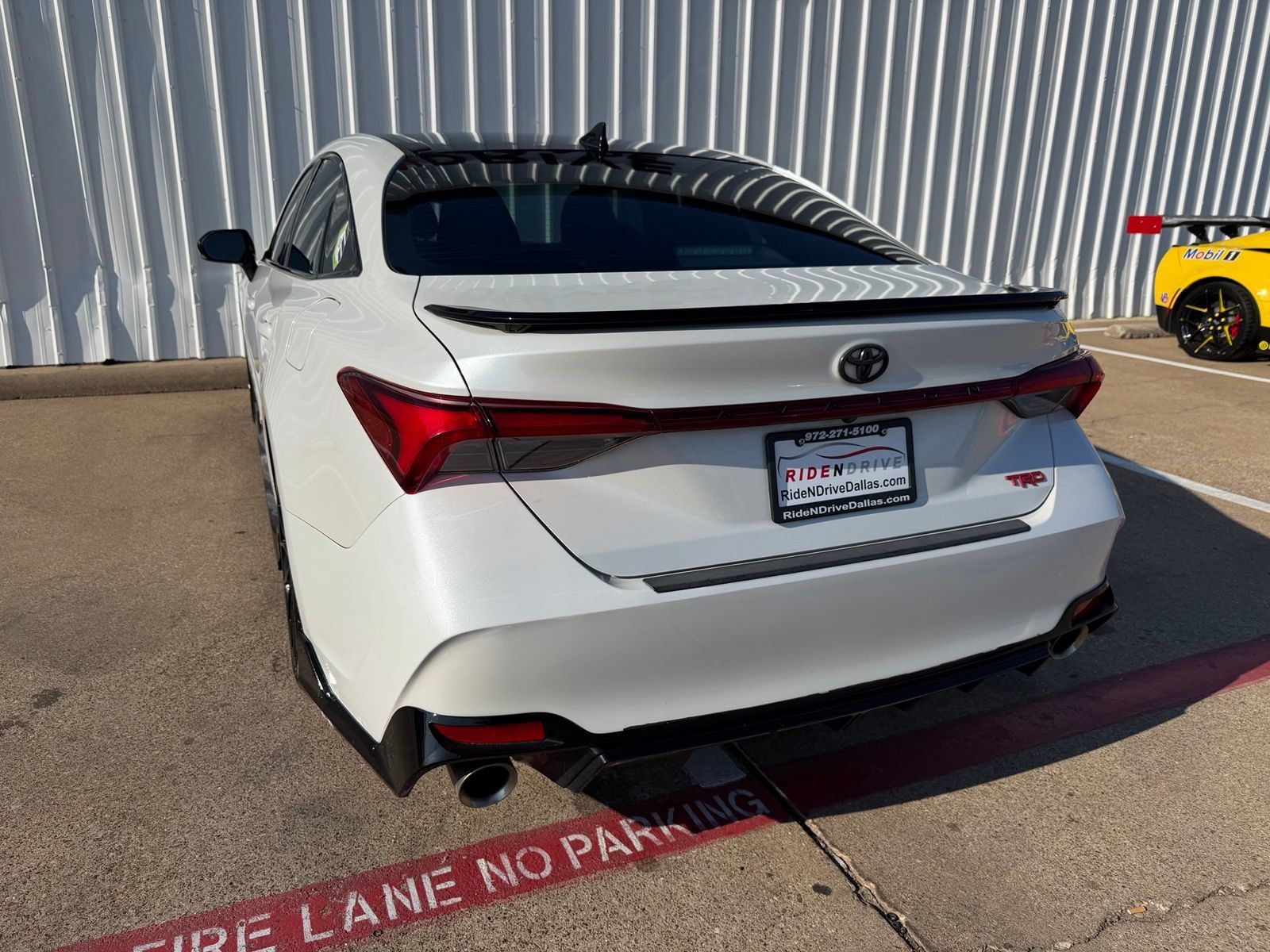 Used 2021 Toyota Avalon TRD FWD image 5
