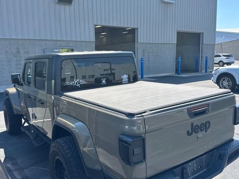 Used 2020 Jeep Gladiator Sport w/ Quick Order Package 24S AWD/4WD image 6