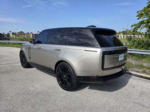 Certified 2024 Land Rover Range Rover SE AWD/4WD image 2