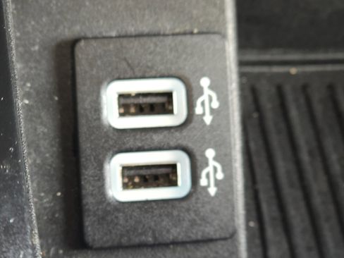 Used 2018 Ford F150 XLT w/ Equipment Group 302A Luxury image 10