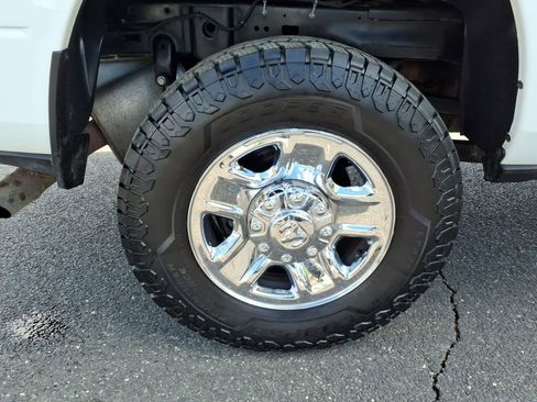 Used 2022 RAM 2500 Big Horn AWD/4WD image 15