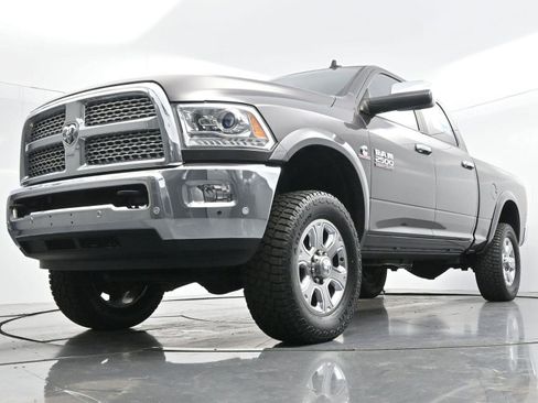 Used 2018 RAM 2500 Laramie AWD/4WD image 47