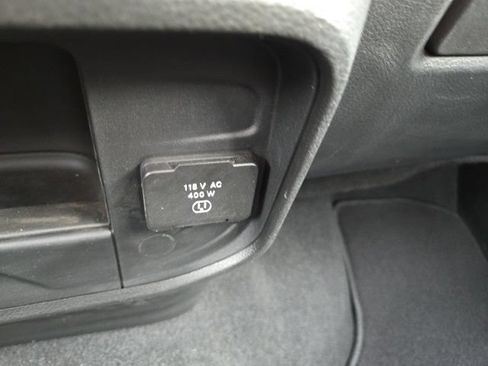 Used 2025 RAM 2500 Tradesman AWD/4WD image 13