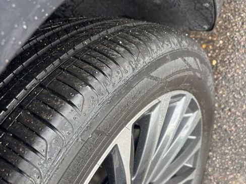 Used 2024 Hyundai Palisade Calligraphy image 11