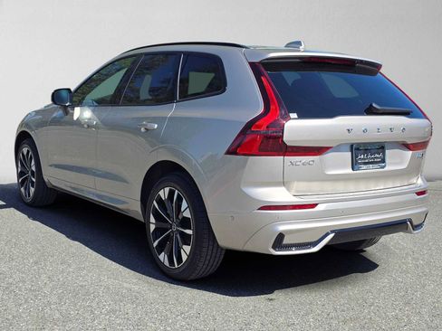 Used 2026 Volvo XC60 B5 Plus w/ Protection Package Premier AWD/4WD image 5