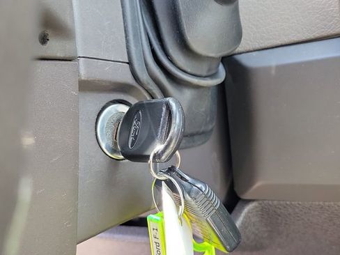 Used 2010 Ford F150 XLT AWD/4WD image 20