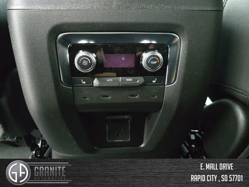 New 2026 GMC Yukon XL Elevation w/ Elevation Premium Package image 39