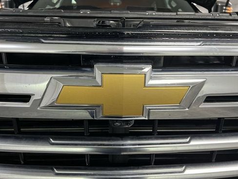 Certified 2024 Chevrolet Silverado 2500 High Country image 31