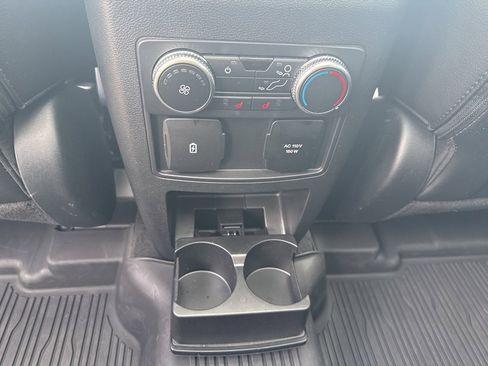Used 2022 Ford Explorer Limited w/ Limited Technology Package image 14