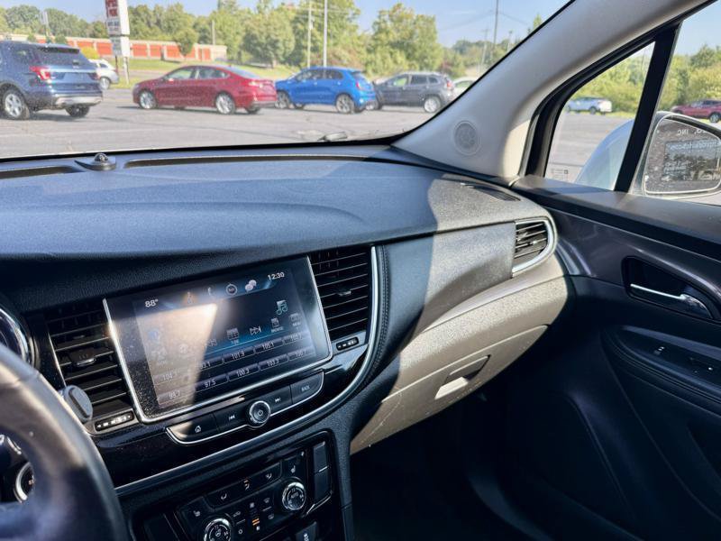 Used 2018 Buick Encore Essence AWD/4WD image 24