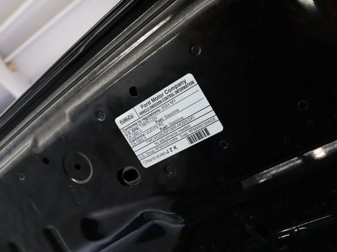 Used 2024 Ford Mustang GT RWD image 31