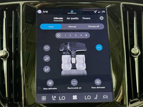 New 2026 Volvo V60 B5 Cross Country Plus w/ Climate Package image 16