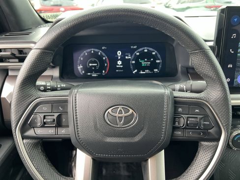 Used 2024 Toyota Tacoma TRD Sport image 16