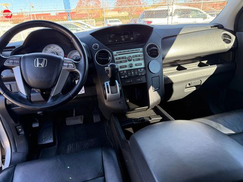 Used 2010 Honda Pilot EX-L image 13