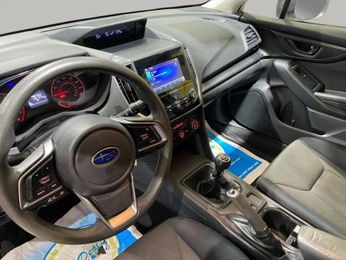 Used 2019 Subaru Crosstrek 2.0i AWD/4WD image 8