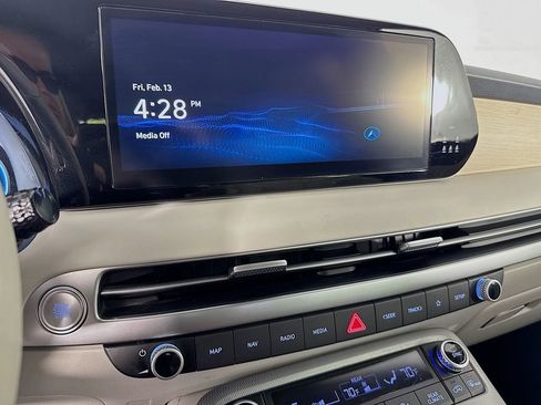 Used 2024 Hyundai Palisade Limited image 22