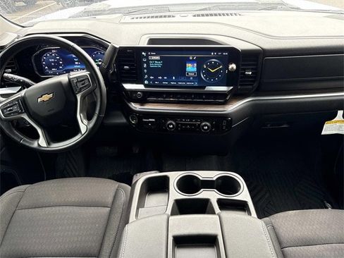 Used 2024 Chevrolet Silverado 2500 LT image 17