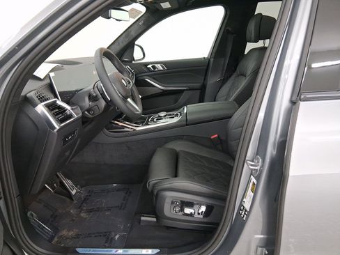 New 2026 BMW X7 xDrive40i w/ M Sport Package image 5
