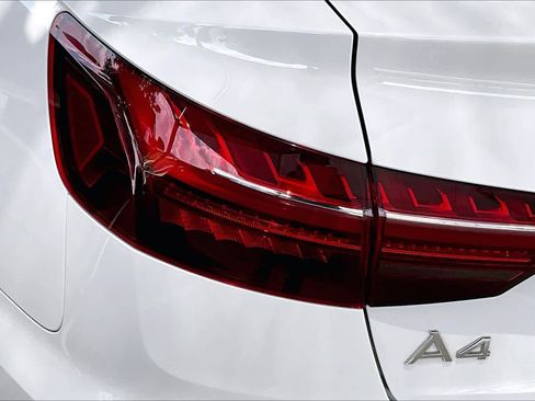 Used 2023 Audi A4 2.0T Premium Plus w/ Premium Plus Package AWD/4WD image 29