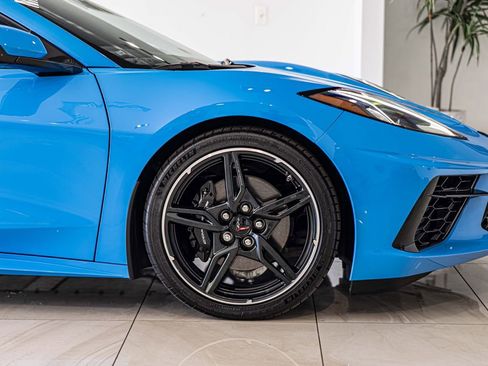 Used 2021 Chevrolet Corvette Stingray Convertible w/ 1LT image 12