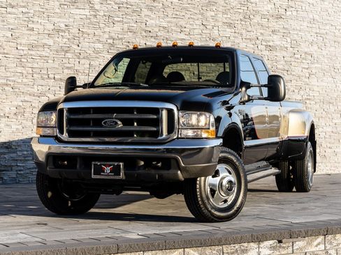 Used 2000 Ford F350 XL image 2