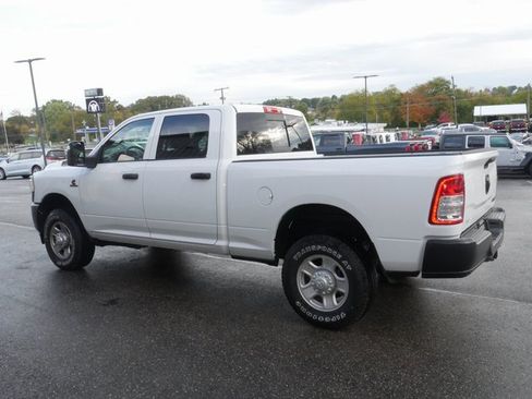 Used 2024 RAM 3500 Tradesman w/ Snow Chief Group image 9