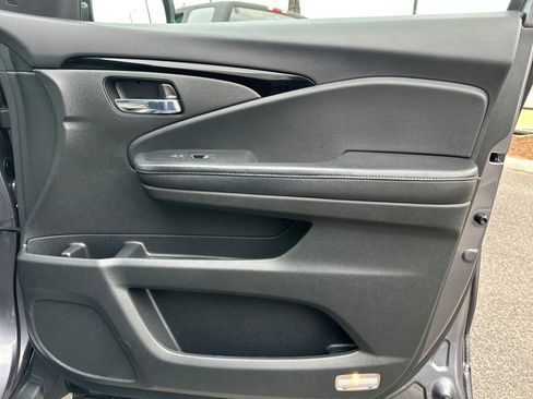 Used 2019 Honda Passport Touring image 37