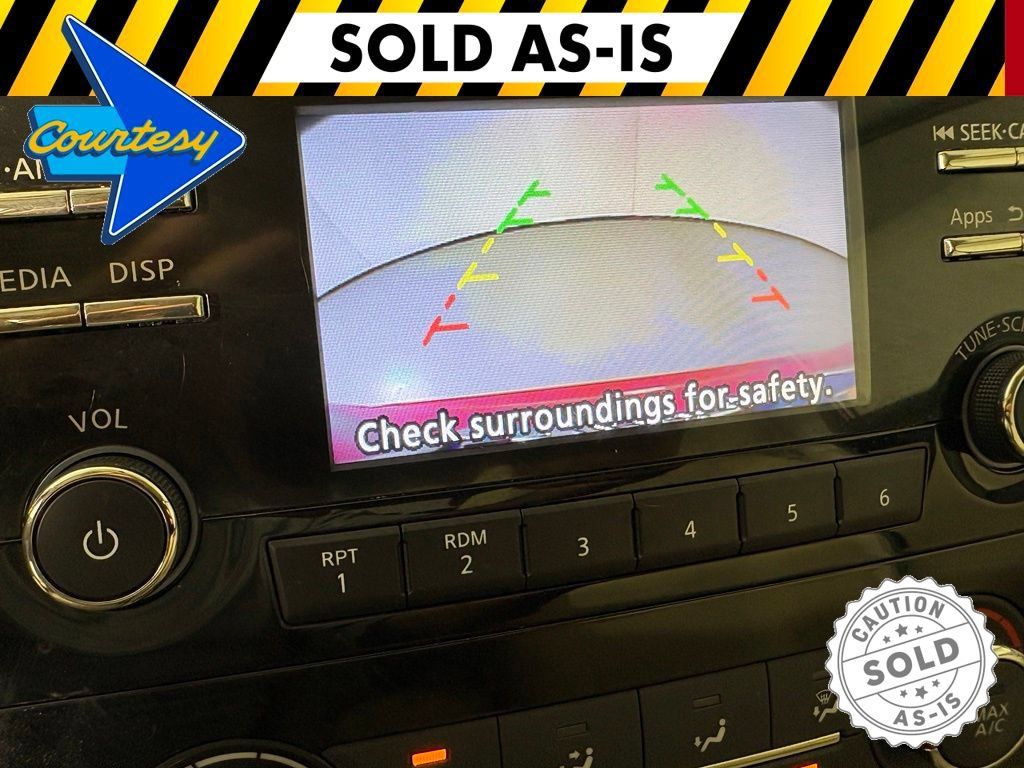 Used 2015 Nissan Rogue S FWD image 29